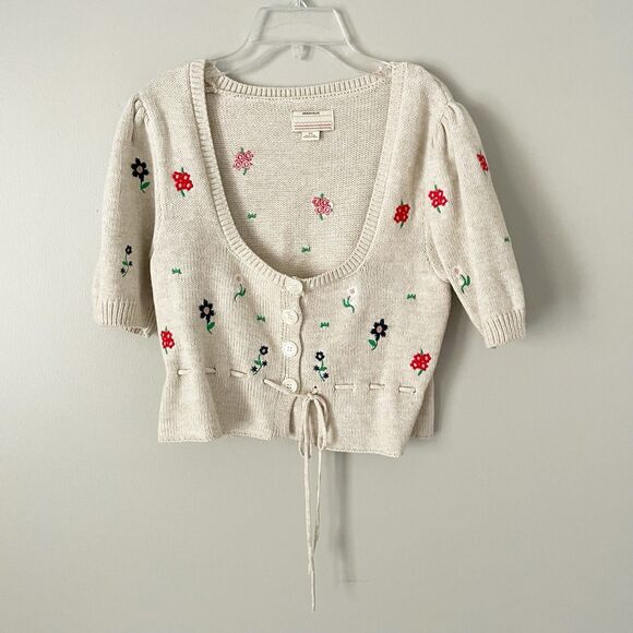 Urban Outfitters Sweaters - Urban Outfitters Size M Beige Floral Embroidered Knit Puff Sleeve Cardigan Boho